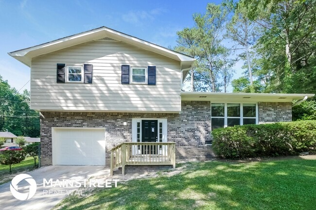 Building Photo - 5830 Deerfield Trail