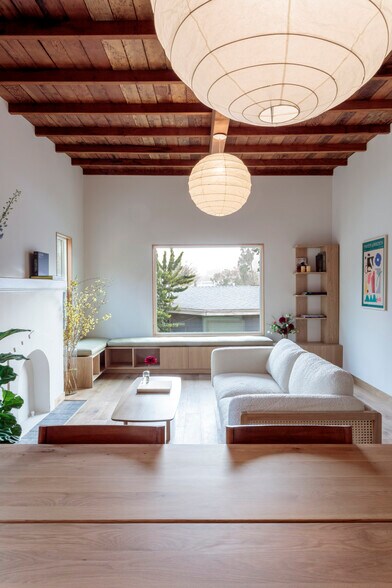 Building Photo - 3361 Hamilton Way