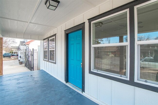 Building Photo - 1008 NW 45th St