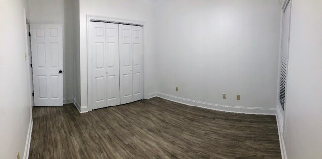 Building Photo - 124 Legend Creek Dr