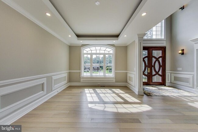 Building Photo - 3104 Sleepy Hollow Rd