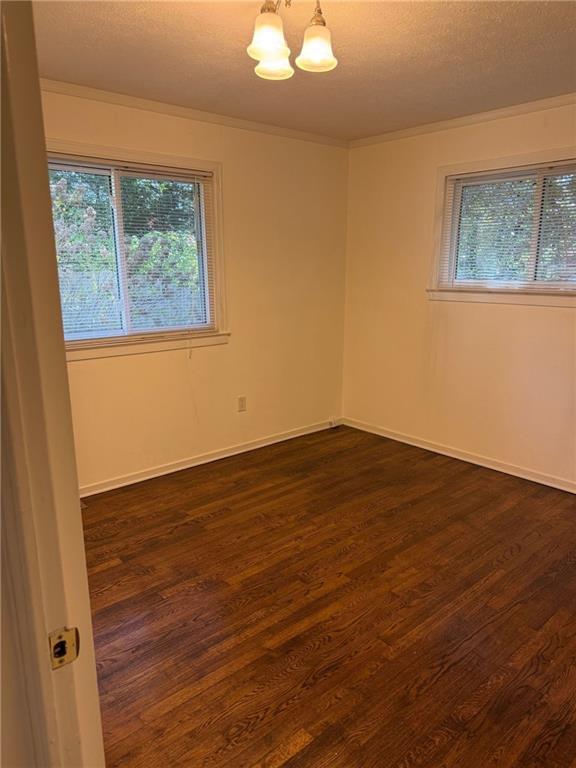 Building Photo - 2961 Parkridge Dr NE