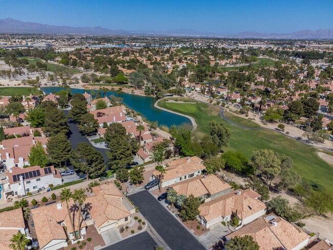 Building Photo - "Discover Comfort & Style: Spacious 3-Bedroom, 2-Bath Home in Las Vegas, NV!"