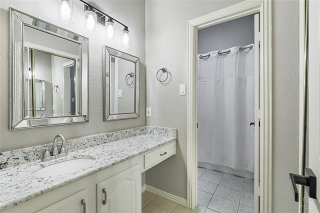 Building Photo - 5601 Belle Chasse Ln