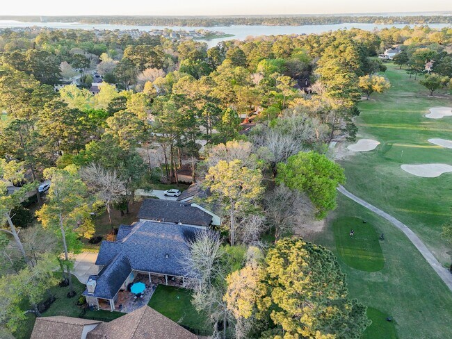 Building Photo - 199 Springs Edge Dr