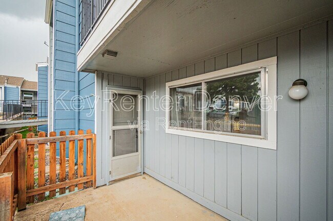 Building Photo - 7185 S Gaylord St