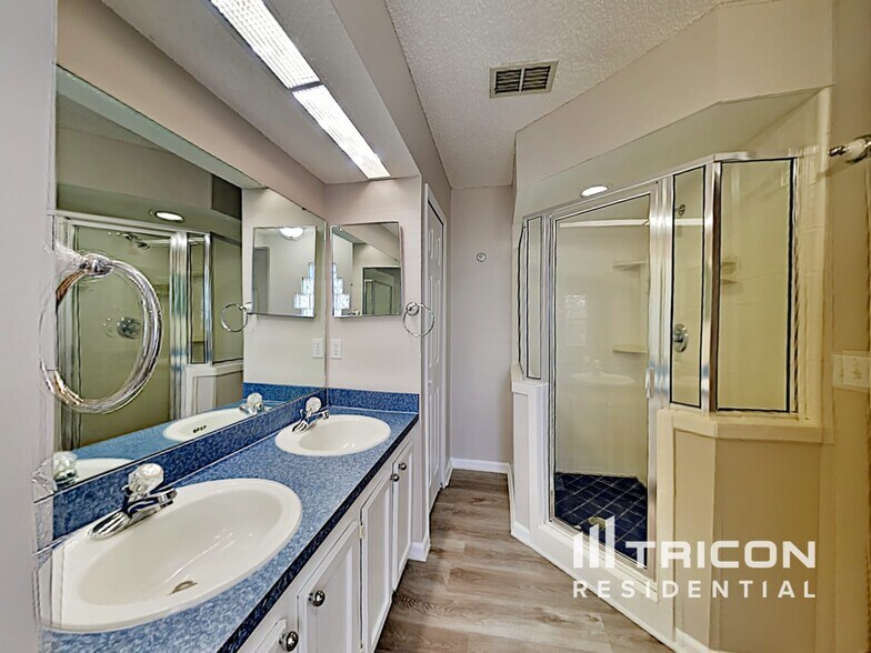 Building Photo - 477 Federal Hill Rd