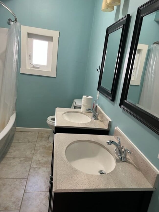 Building Photo - Cozy Home - Lawrenceville