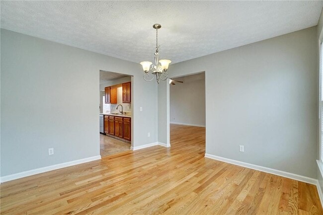 Building Photo - 4846 Olde Mill Dr