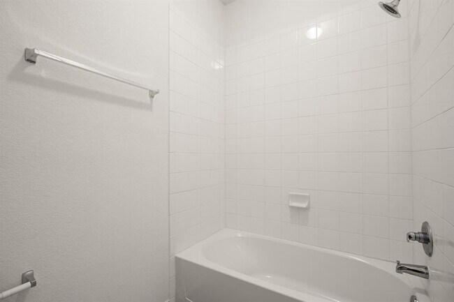 Building Photo - 167 Brazil Dr