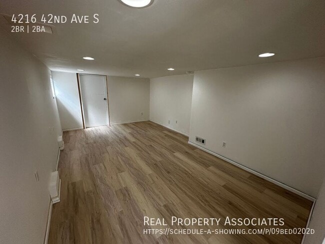 Building Photo - 4216 42nd Ave S