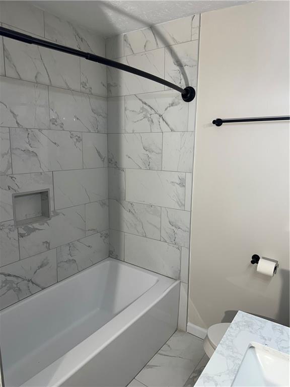 Building Photo - 820 Howard Ct SW