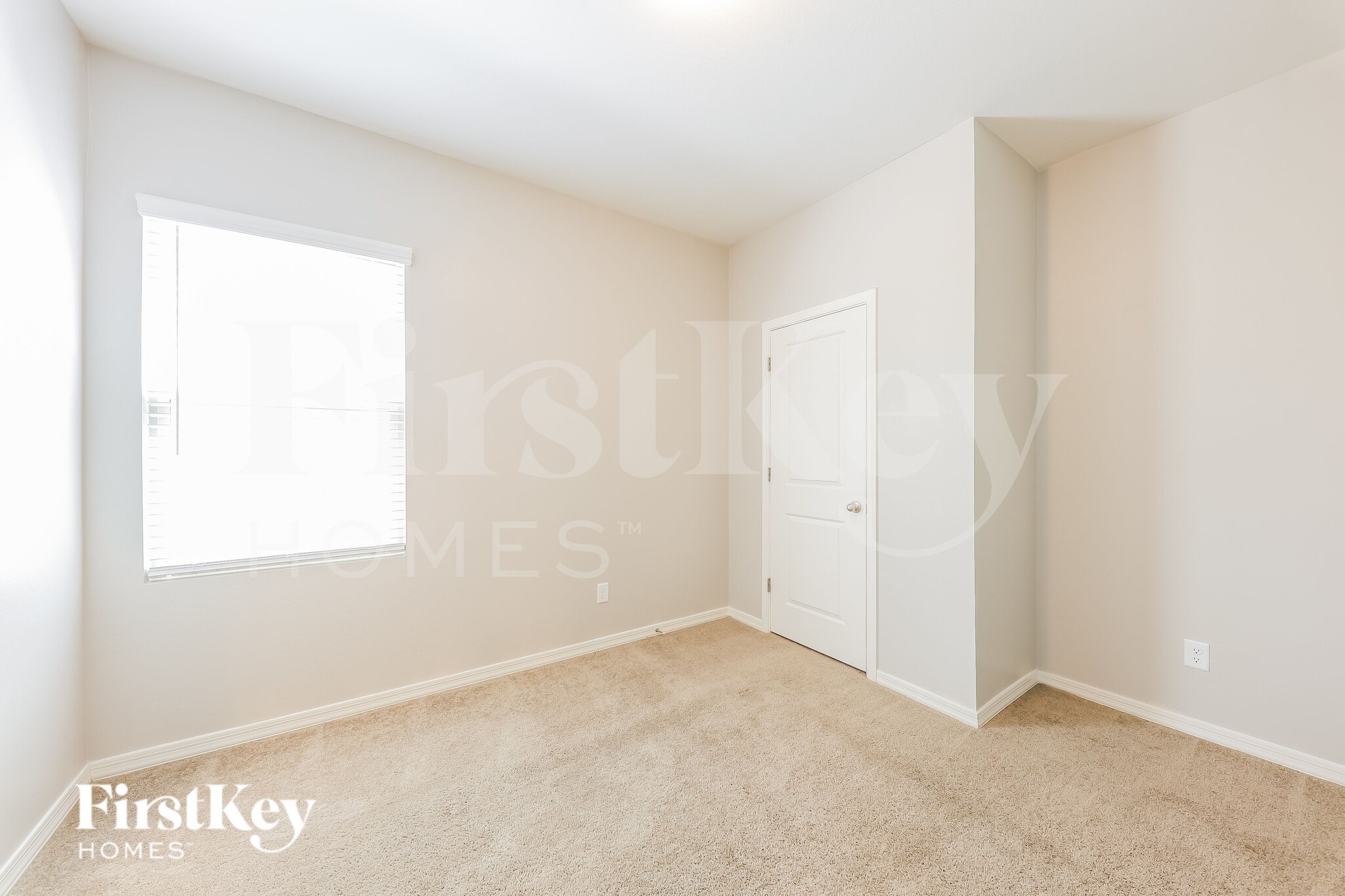 Building Photo - 222 N 199th Ln