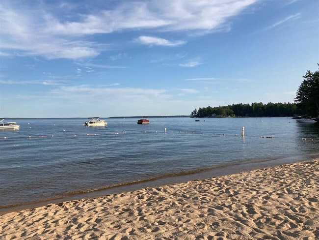 Building Photo - 42 Folly Rd