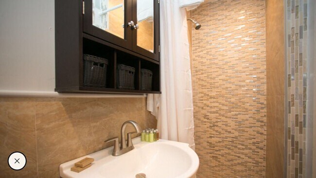 Building Photo - Furnished 5 Bed / 3 Bath Near Harvard Square | Central A/C | 9/1