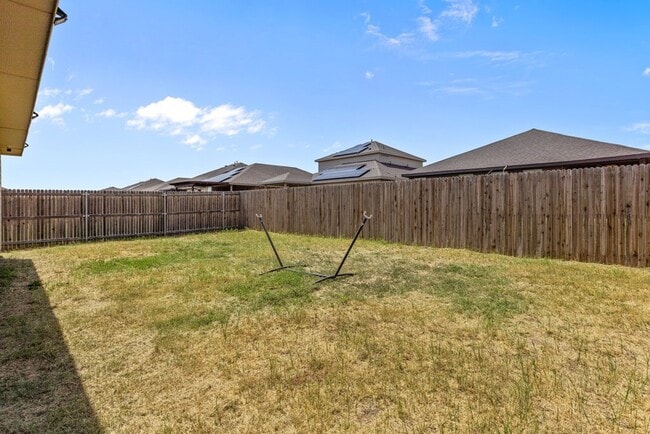 Building Photo - 7319 W Pile Ranch Rd