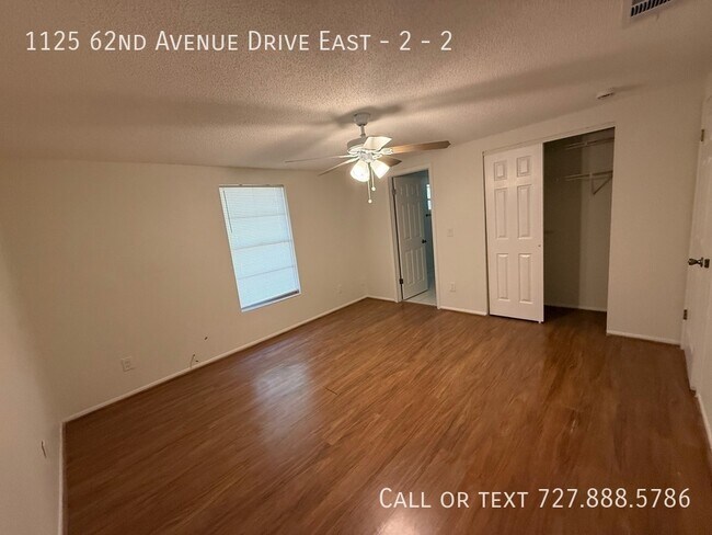 Building Photo - 1125 62nd Ave Dr E