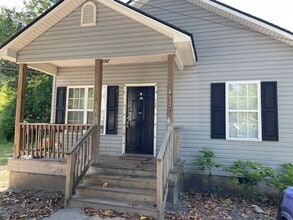Building Photo - 433 Evans St