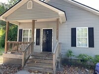 Building Photo - 433 Evans St