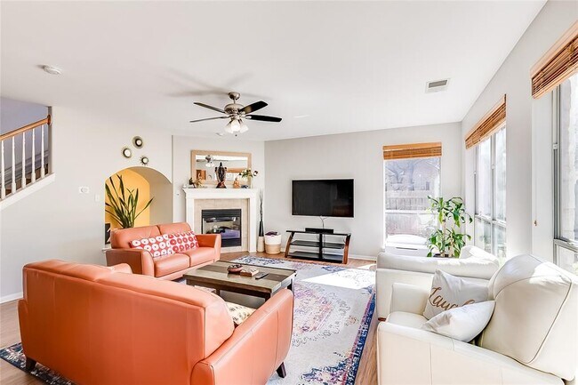 Building Photo - 9001 Sunburst Terrace