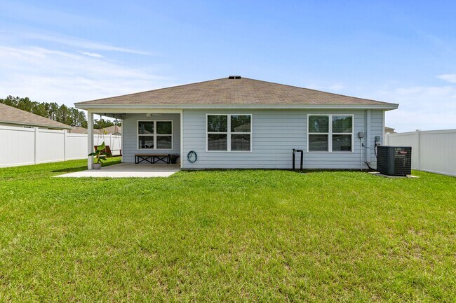 Building Photo - Contemporary Home in Briarwood