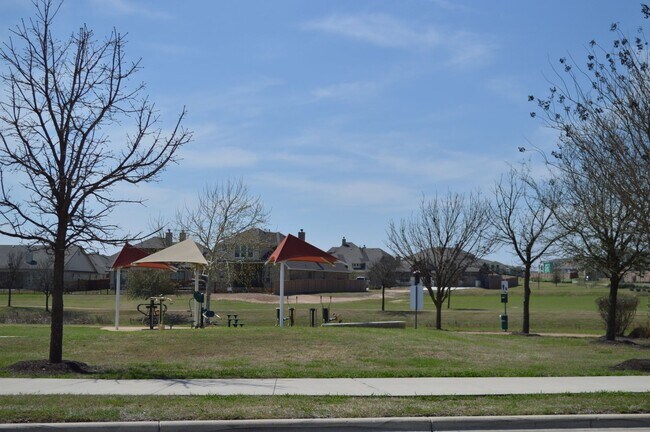 Building Photo - Falcon Pointe Beauty - $2595