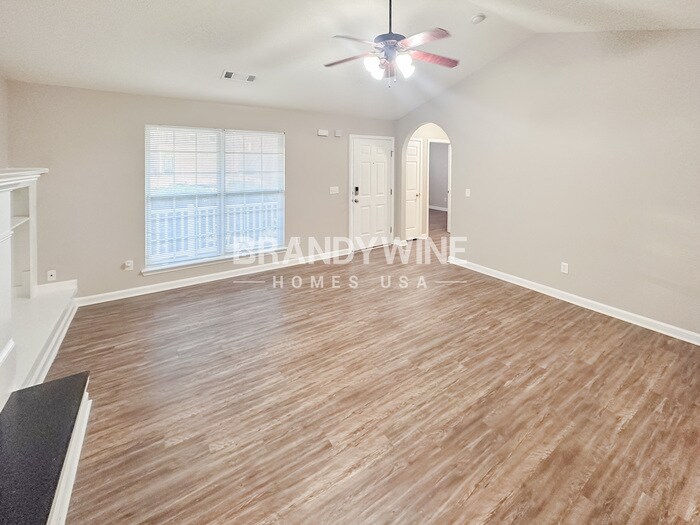 Building Photo - 4830 Buckeye Pl