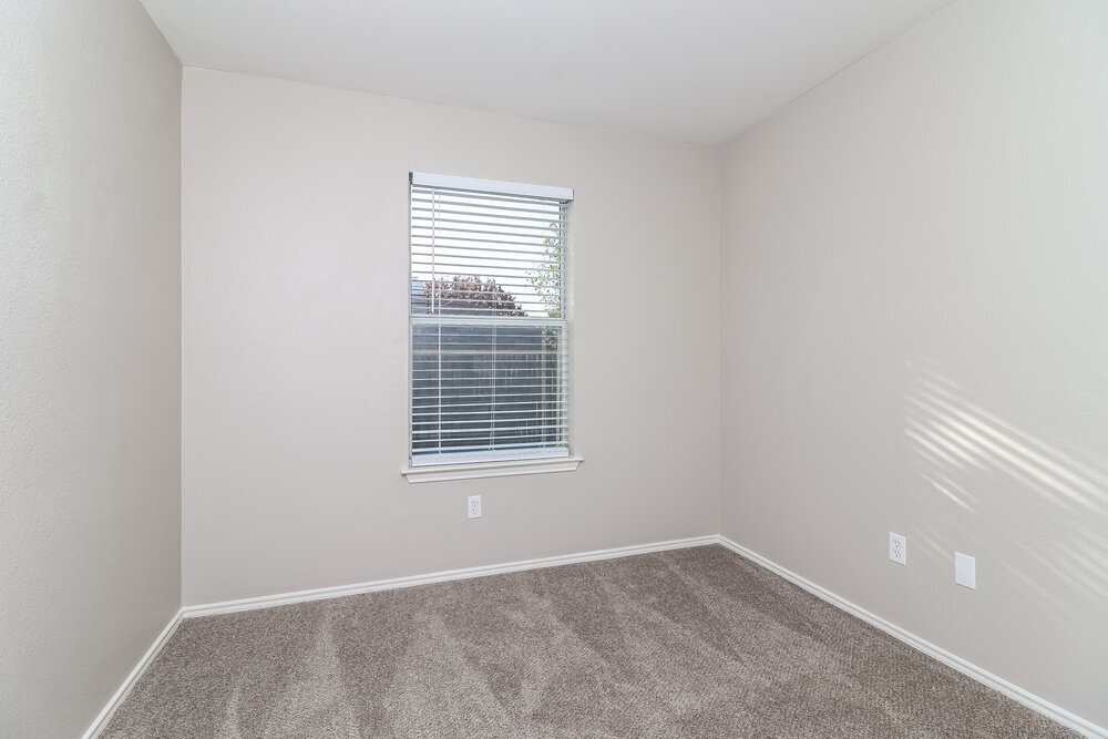 Building Photo - 1213 Misty Meadow Dr