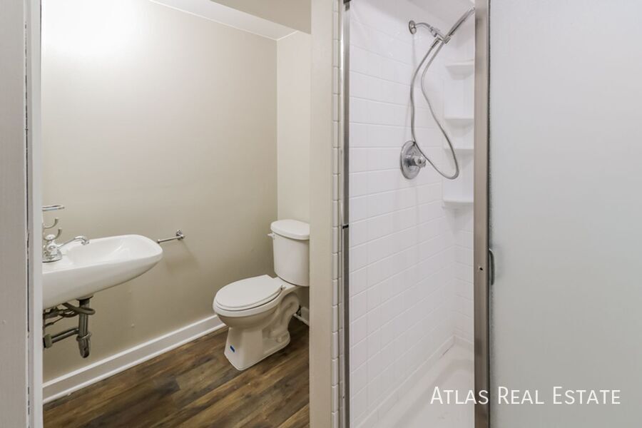 Building Photo - 17327 E Asbury Cir