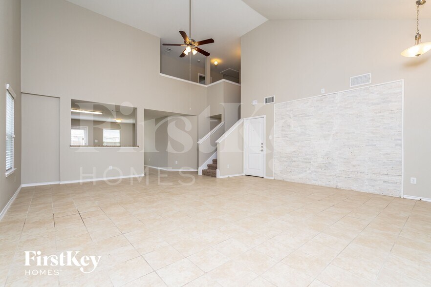 Building Photo - 2212 Tombstone Dr