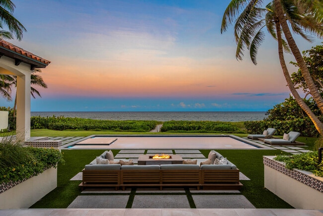 Building Photo - 1535 N Ocean Blvd
