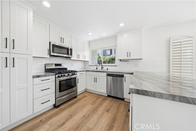 Building Photo - 2524 Elden Ave