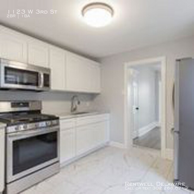 Building Photo - Beautiful Renovated Townhome $1100