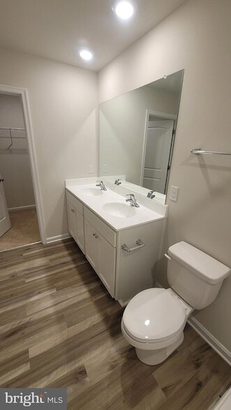 Building Photo - 102 Sycamore Ln