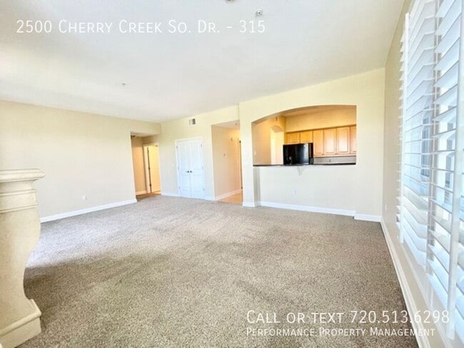 Building Photo - 2500 E Cherry Creek S Dr