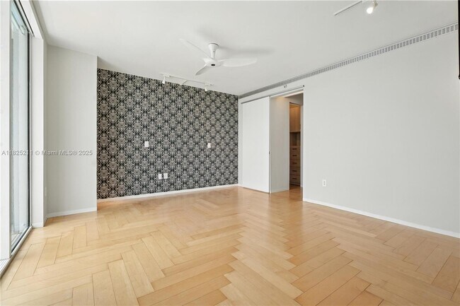 Building Photo - 50 Biscayne Blvd