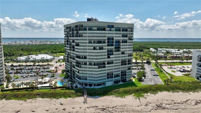 Building Photo - 9500 S Ocean Dr