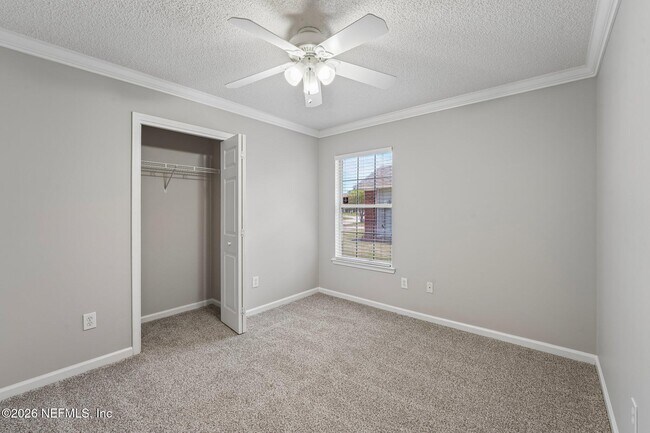 Building Photo - 1219 Stern Way