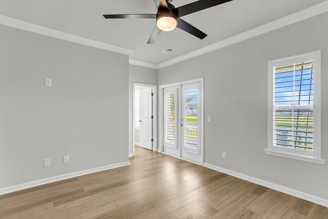 Building Photo - Beautiful 3 Bedrooms, 3.5 Bathrooms Home i...