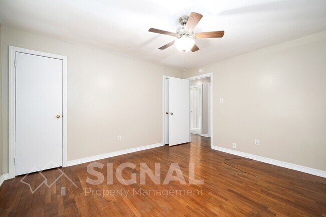 Building Photo - 5117 Highland Ave