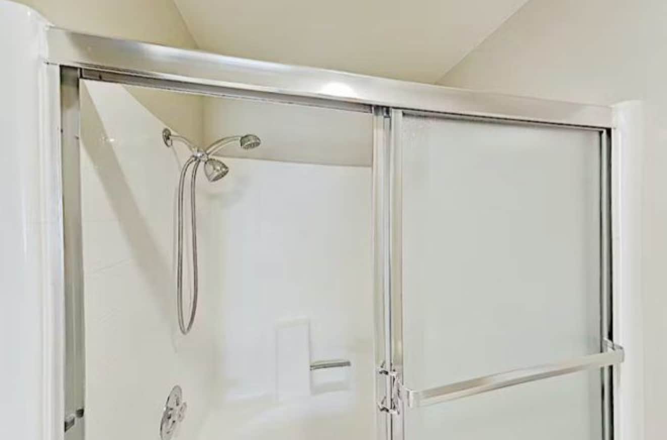 Master Bath Shower - 505 S Farrell Dr