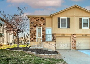 Building Photo - 8635 N Hull Ave