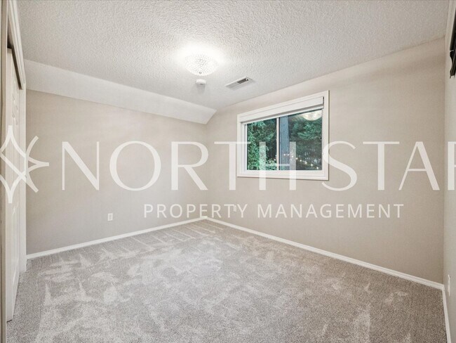 Building Photo - Sunning SW Portland Family Home for Rent