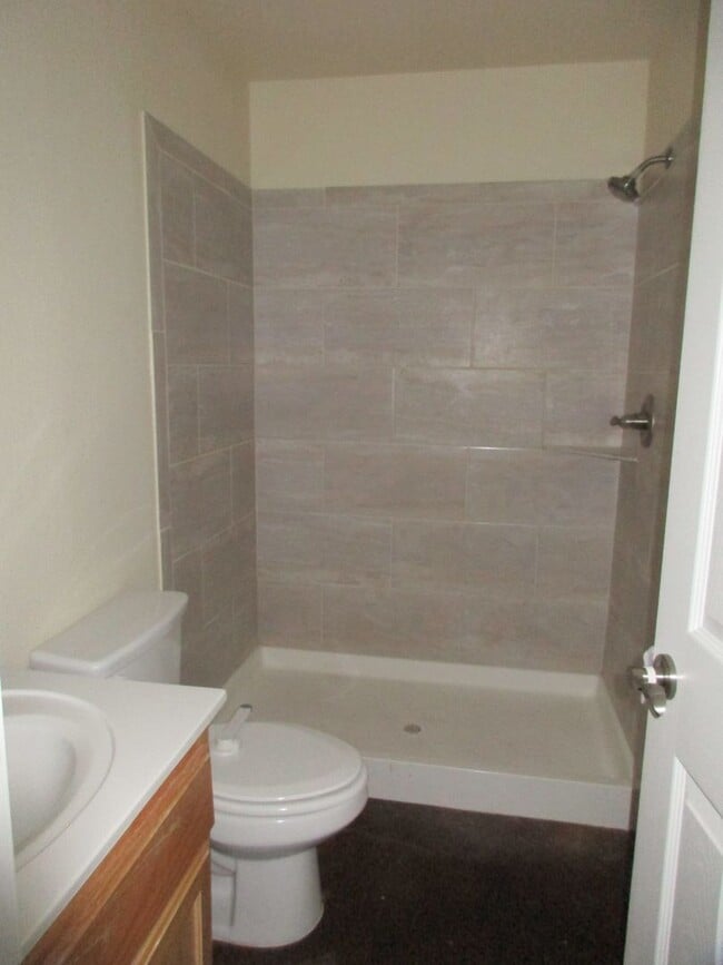 Building Photo - 3/2 Brick Home in Lampasas