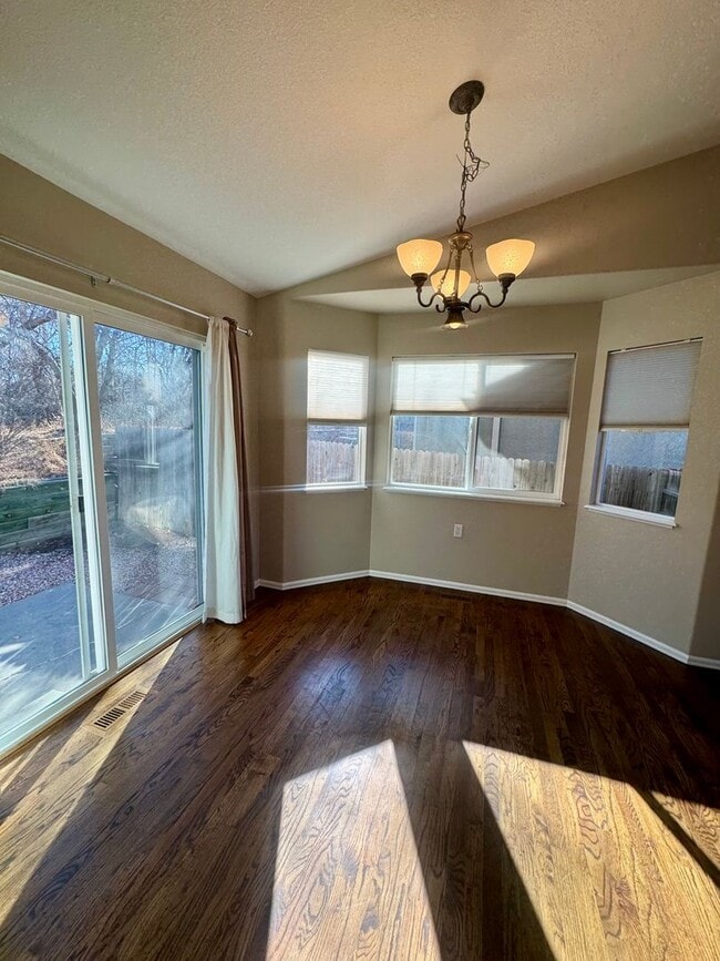 Building Photo - Beautiful home in Pulpit Rock with Stunning Mountain Views