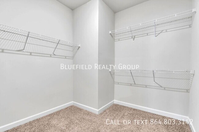 Building Photo - 442 Harben Dr