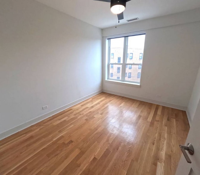 Building Photo - 2720 N Spaulding Ave