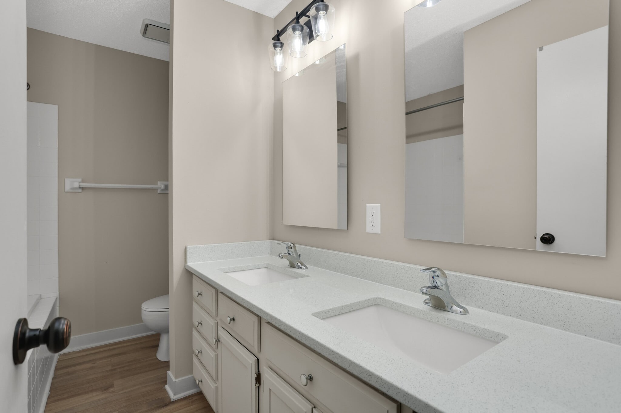 Building Photo - 3584 Blue Jay Way