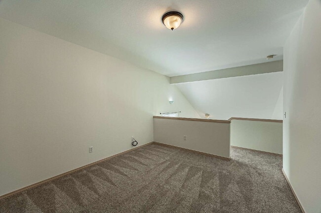 Building Photo - **NO LONGER FOR RENT~ APPLICANTS ARE APPRO...