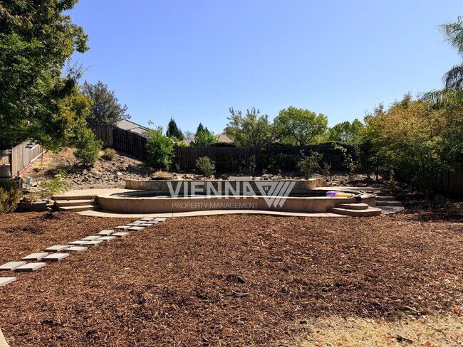 Building Photo - 1747 Abbeyfeale Ct